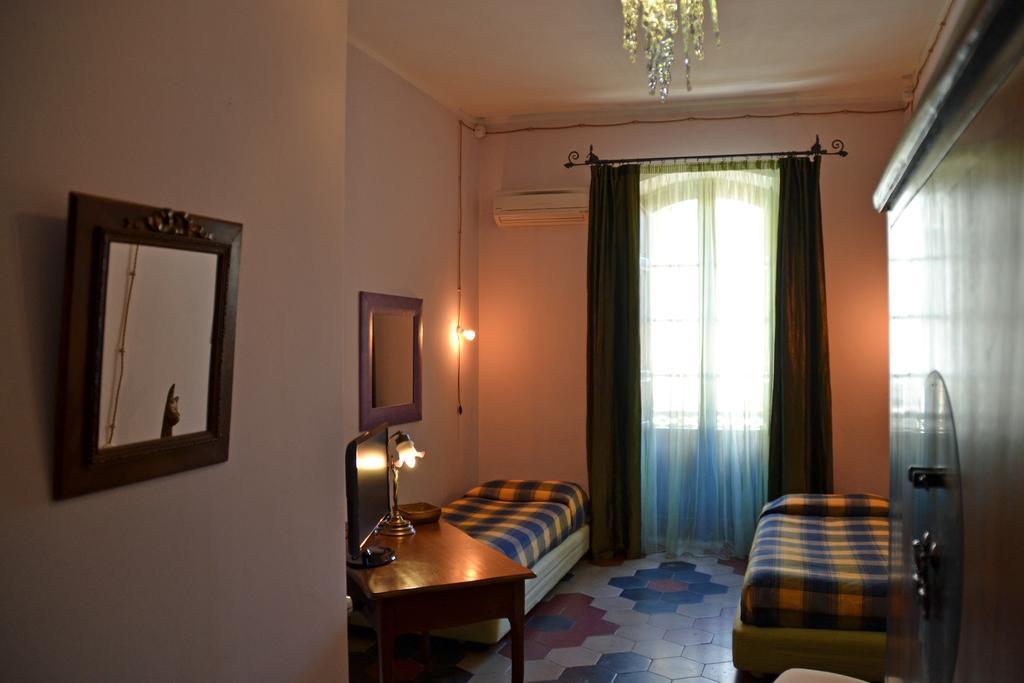 La Babbajola Hotel Iglesias Ruang foto